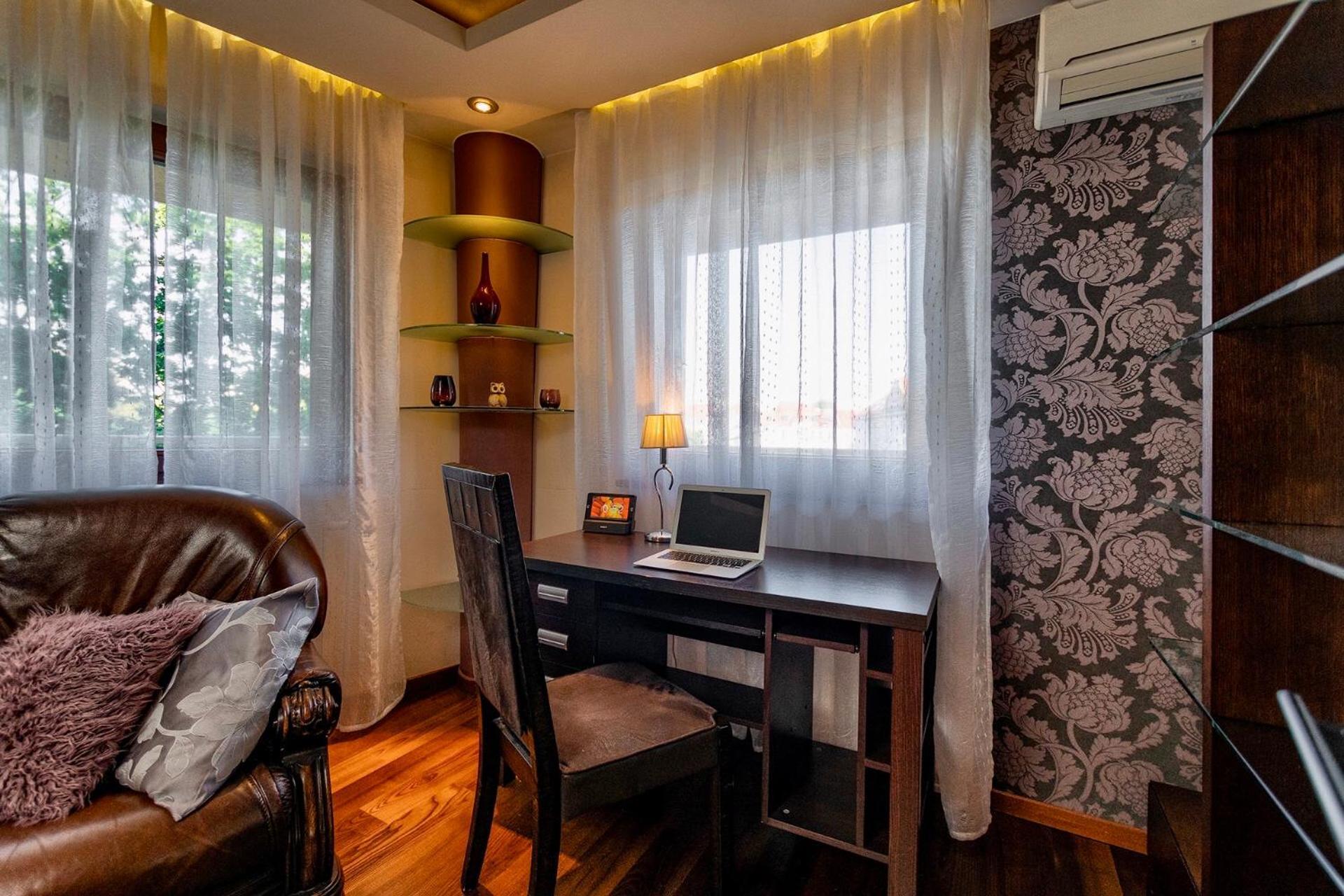 Apartament Rondo VERONA Breslavia Esterno foto